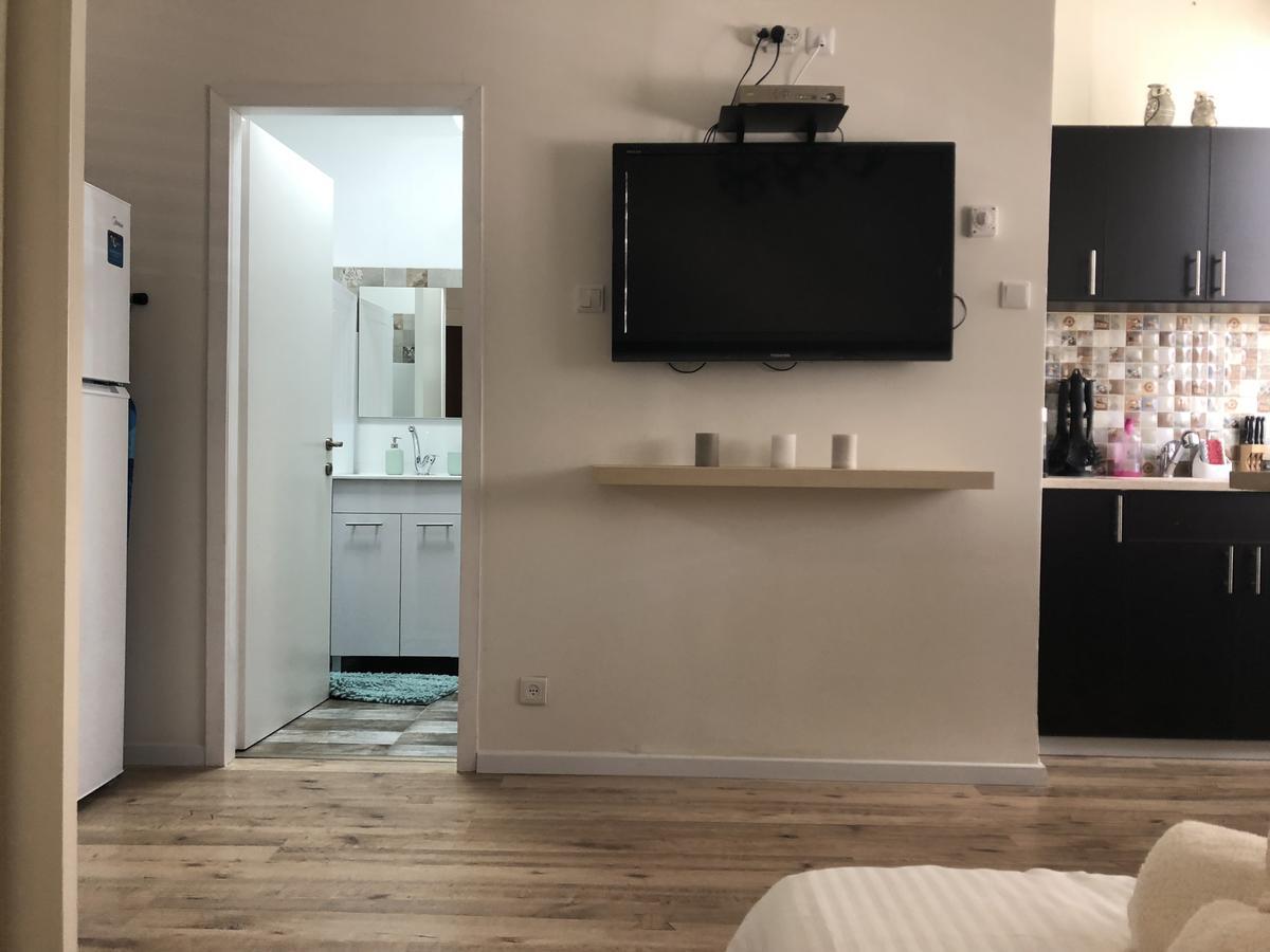 Studio Apartment In Bat-Yam 巴特亚姆 外观 照片
