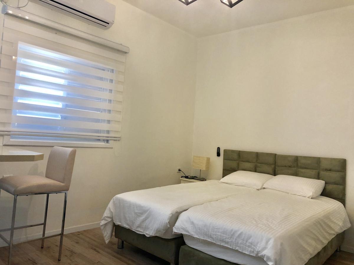 Studio Apartment In Bat-Yam 巴特亚姆 外观 照片