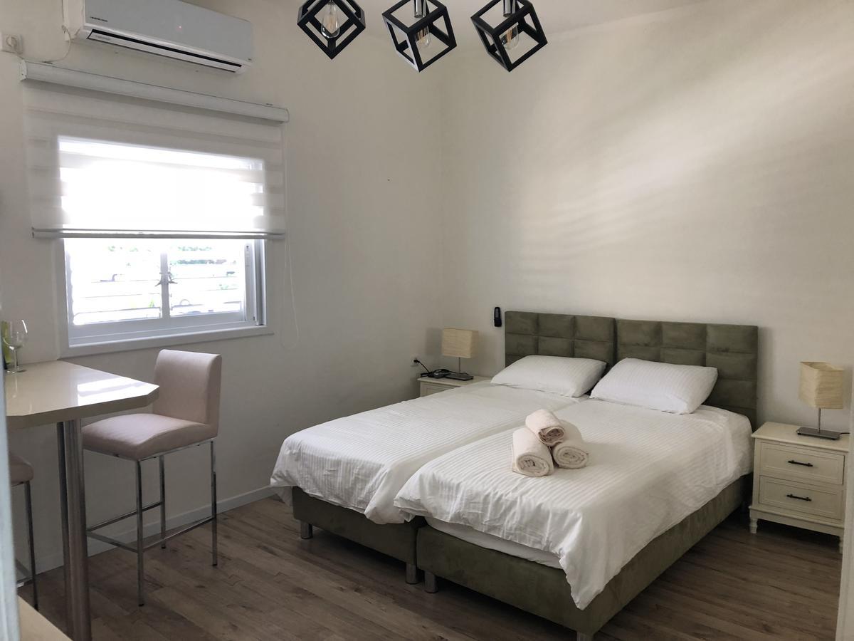 Studio Apartment In Bat-Yam 巴特亚姆 外观 照片